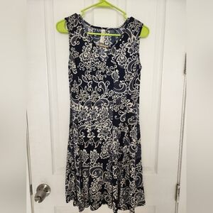 Perseption‎ Petite, small, floral
